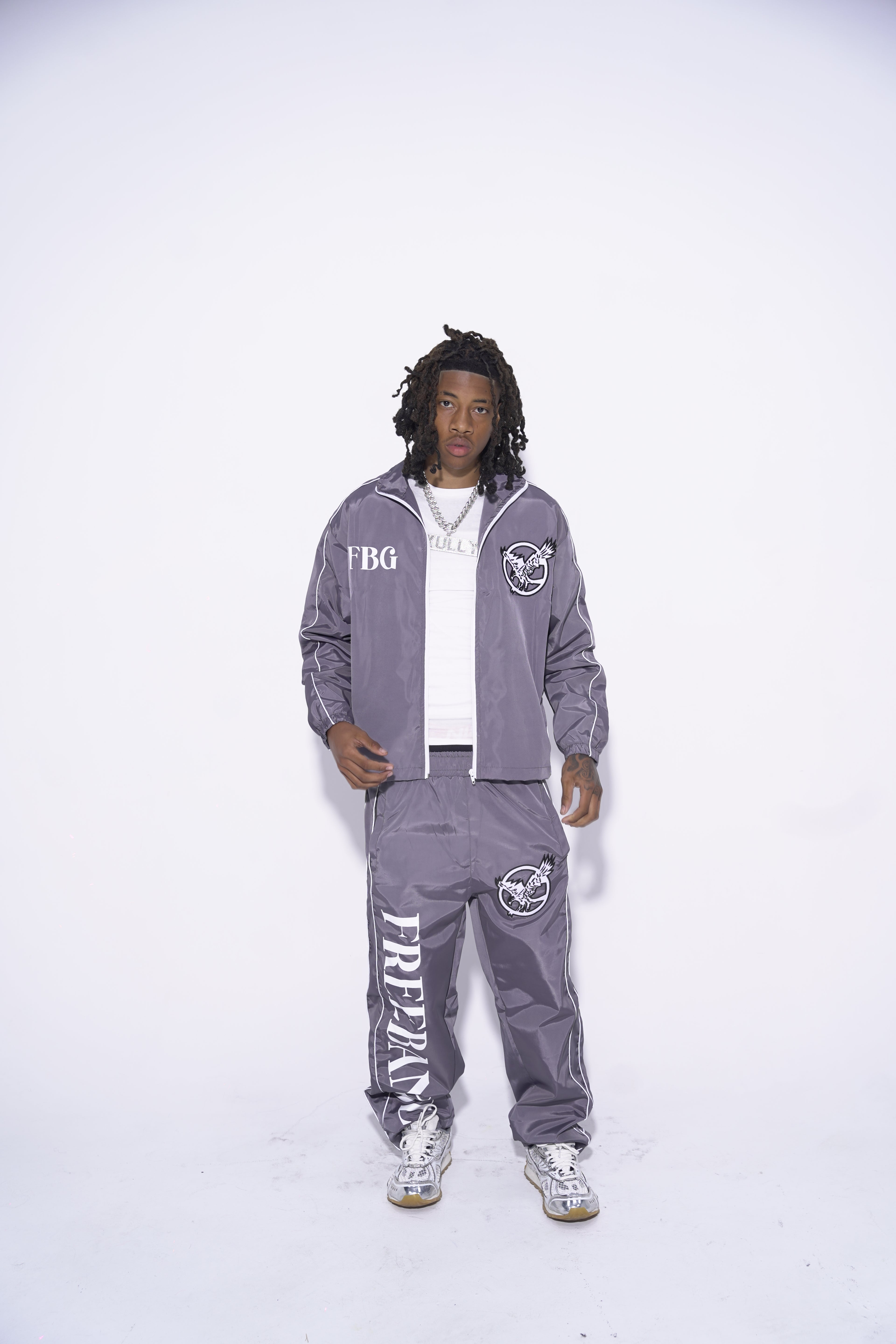 FREEBAND WINDBREAKERS