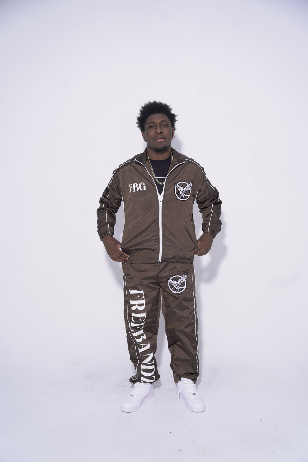 FREEBAND WINDBREAKERS